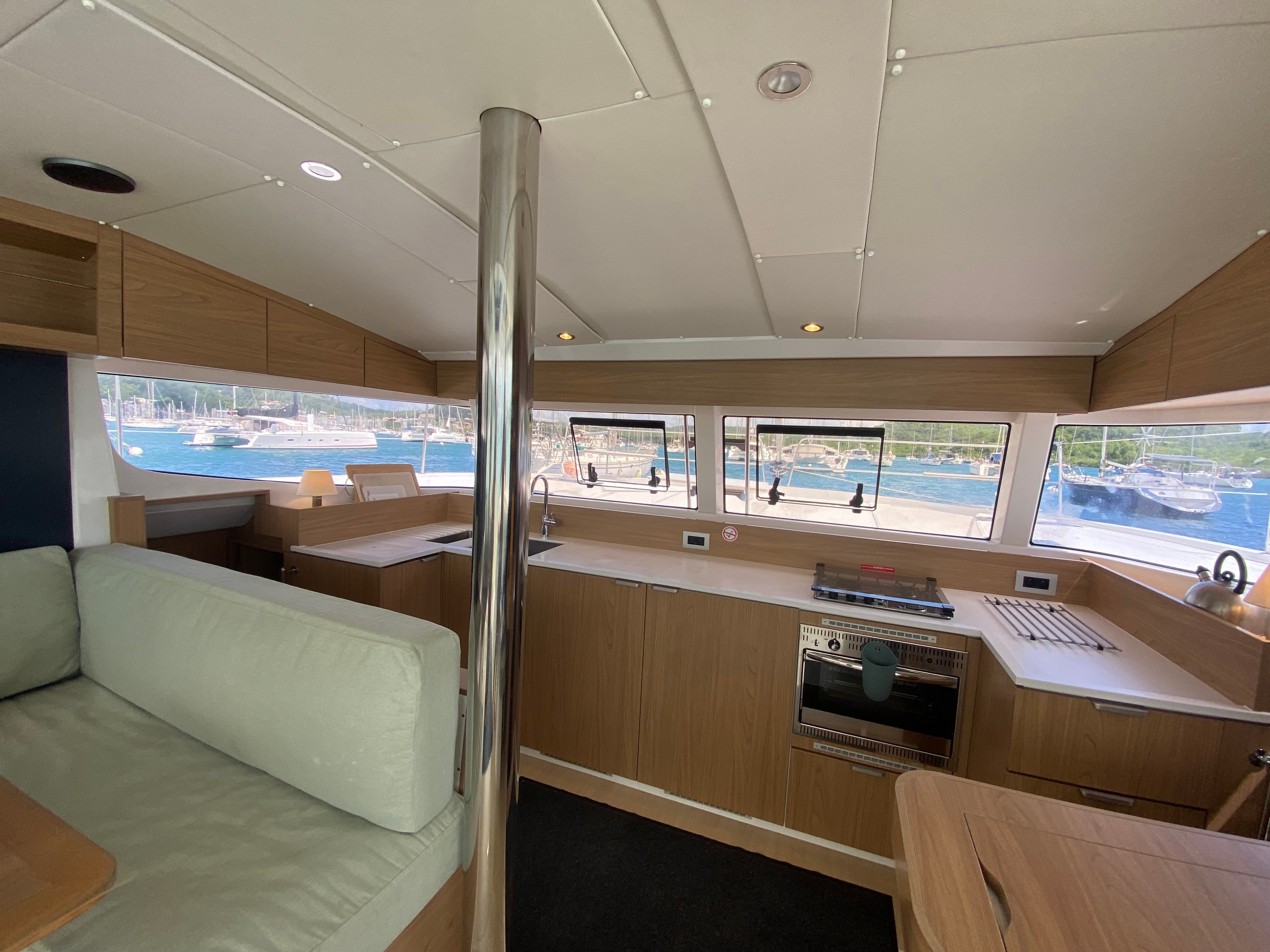 Poucette - Catamaran in Le Marin