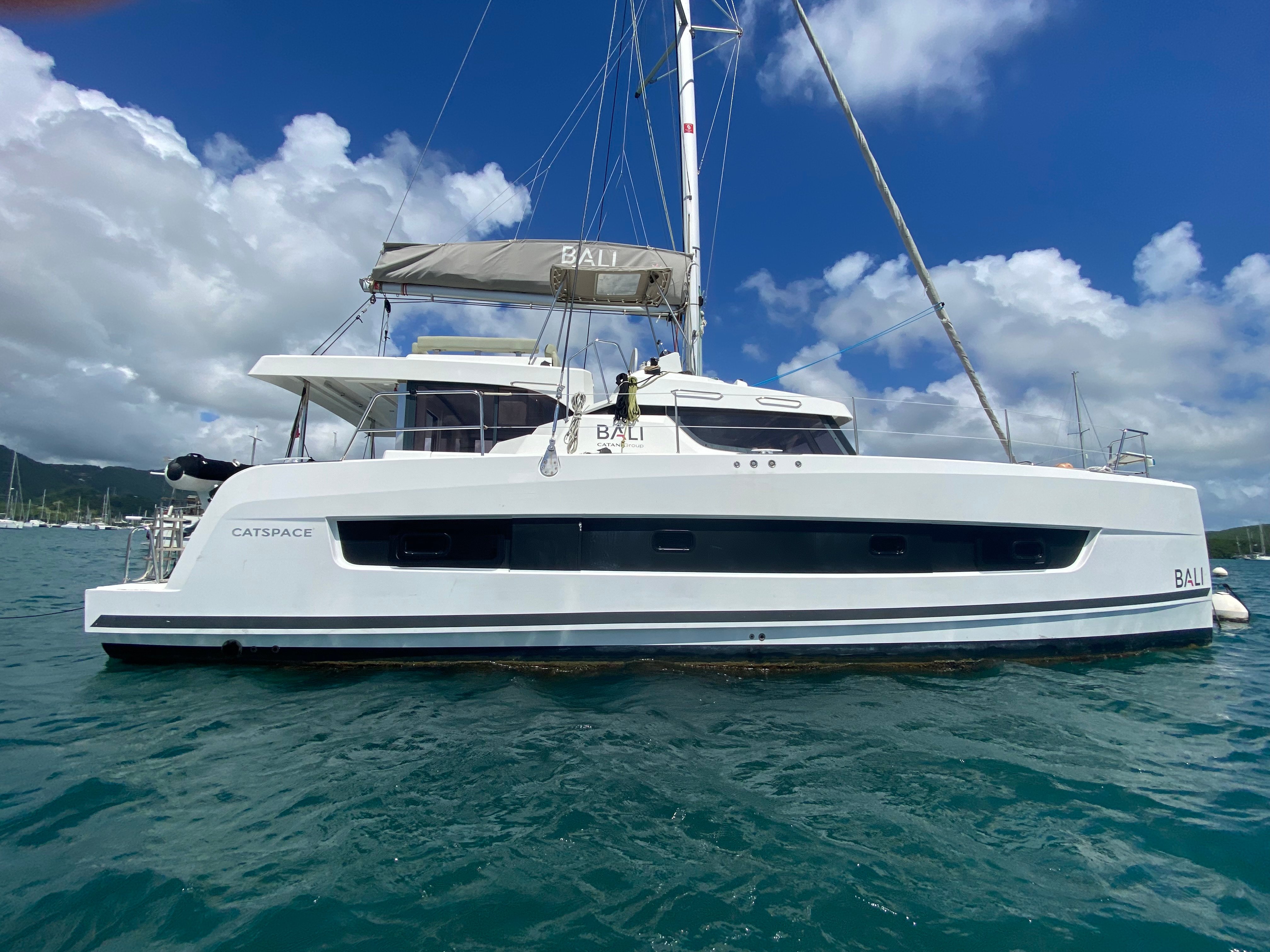 Mosta - Catamaran in Le Marin