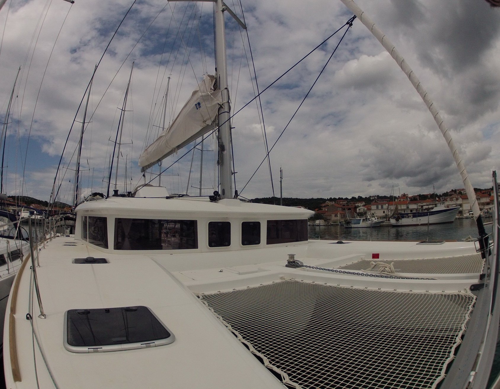 Bevanda - Catamaran in Medulin