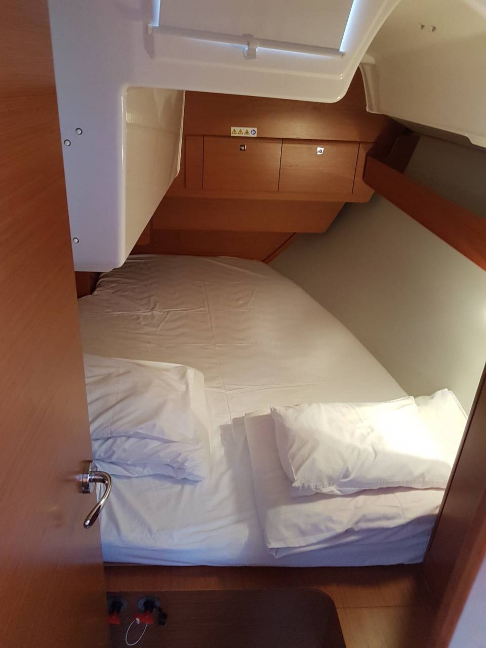 Krka - Sailboat in Komolac