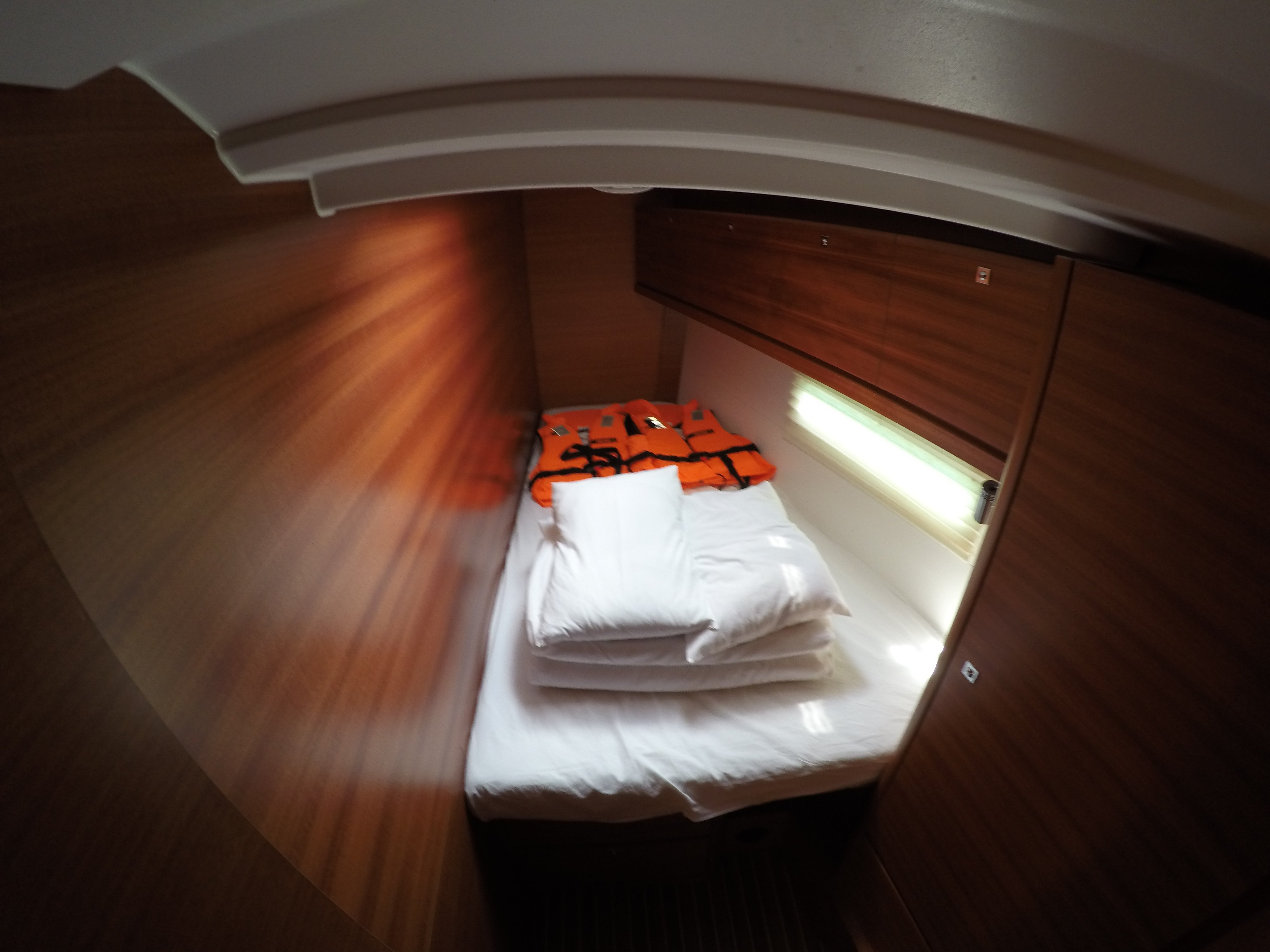 Luce - Sailboat in Komolac