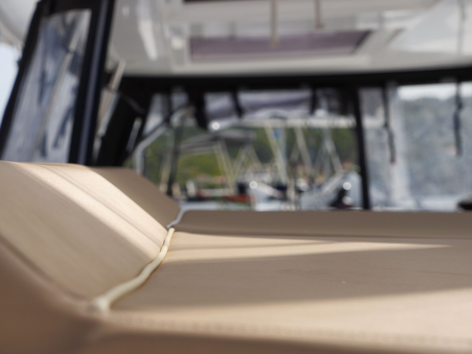 GALAPAGOS - Catamaran in Rogač