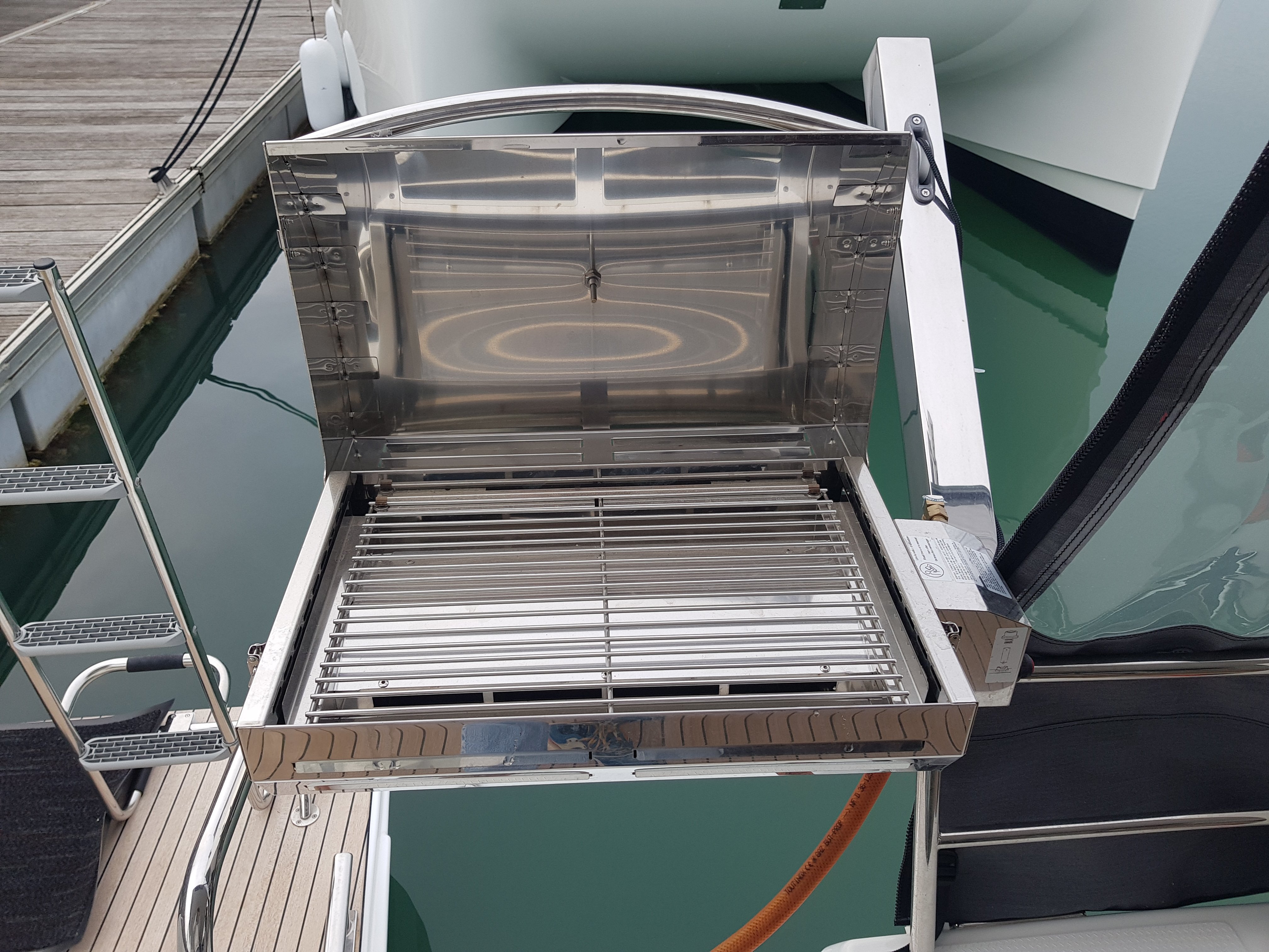 Artemis - Katamaran içinde Lefkada