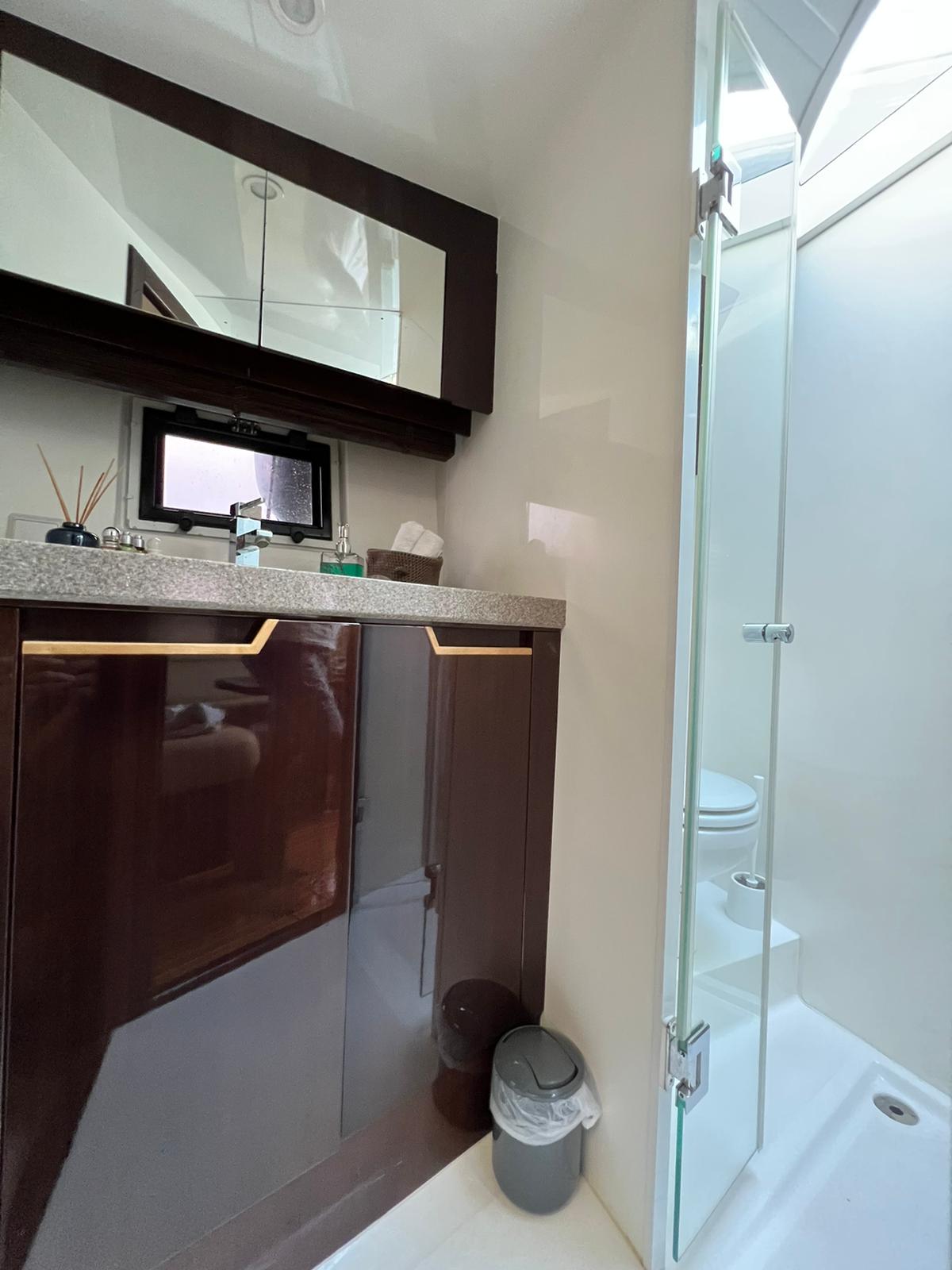 Manoli - Motor Yacht in Seget Donji