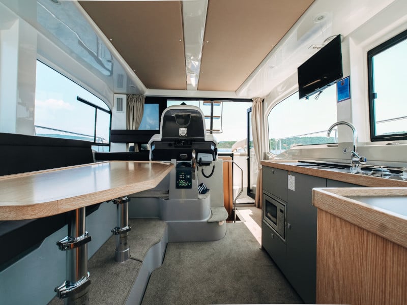 Danijela - Motor Yacht in Seget Donji