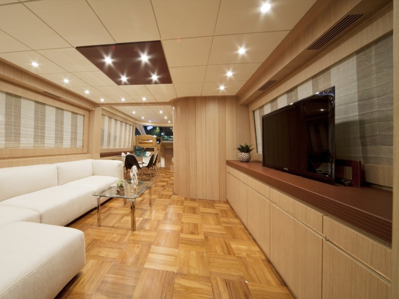 Premium + - Motor Yacht in Seget Donji