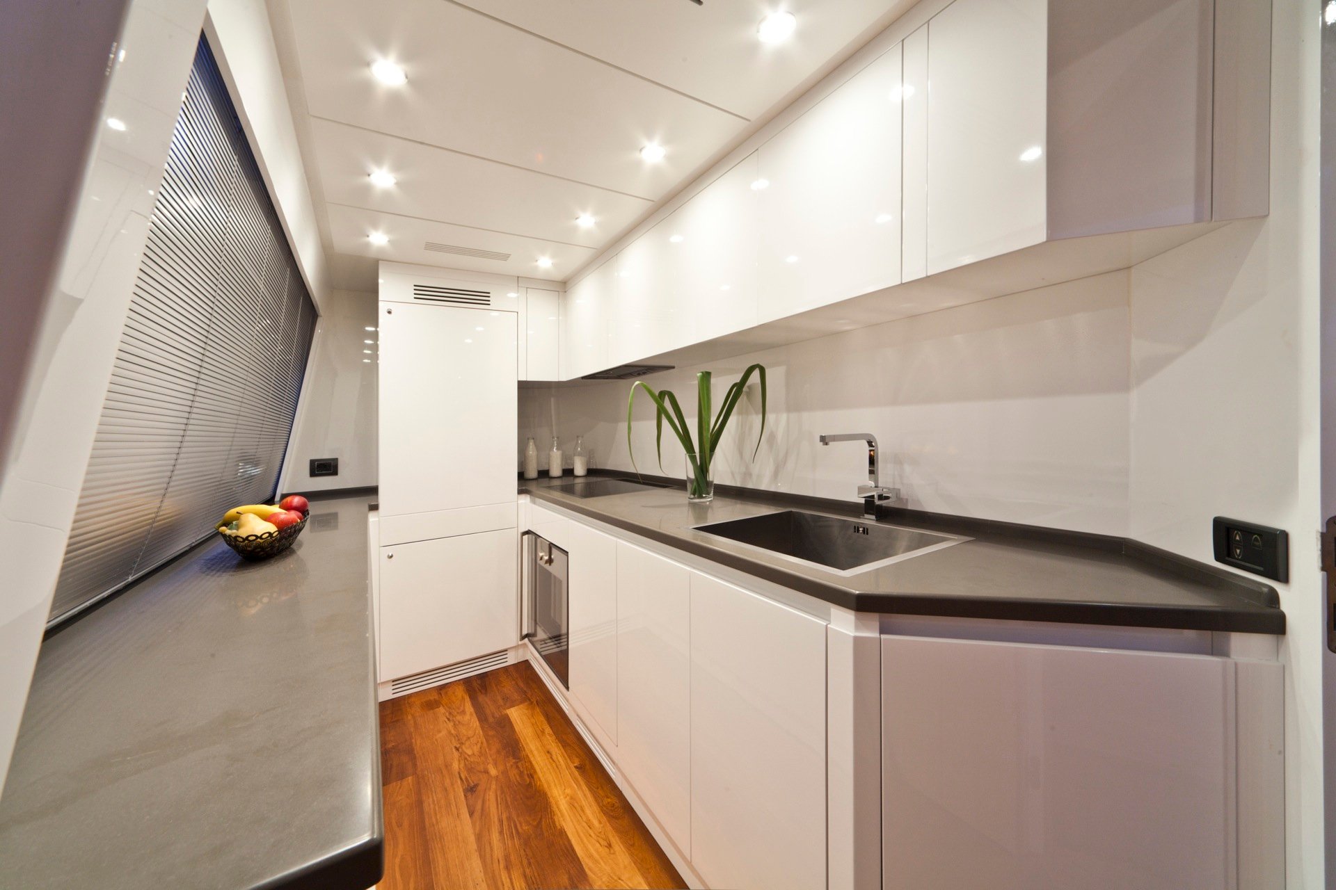 Premium + - Motor Yacht in Seget Donji