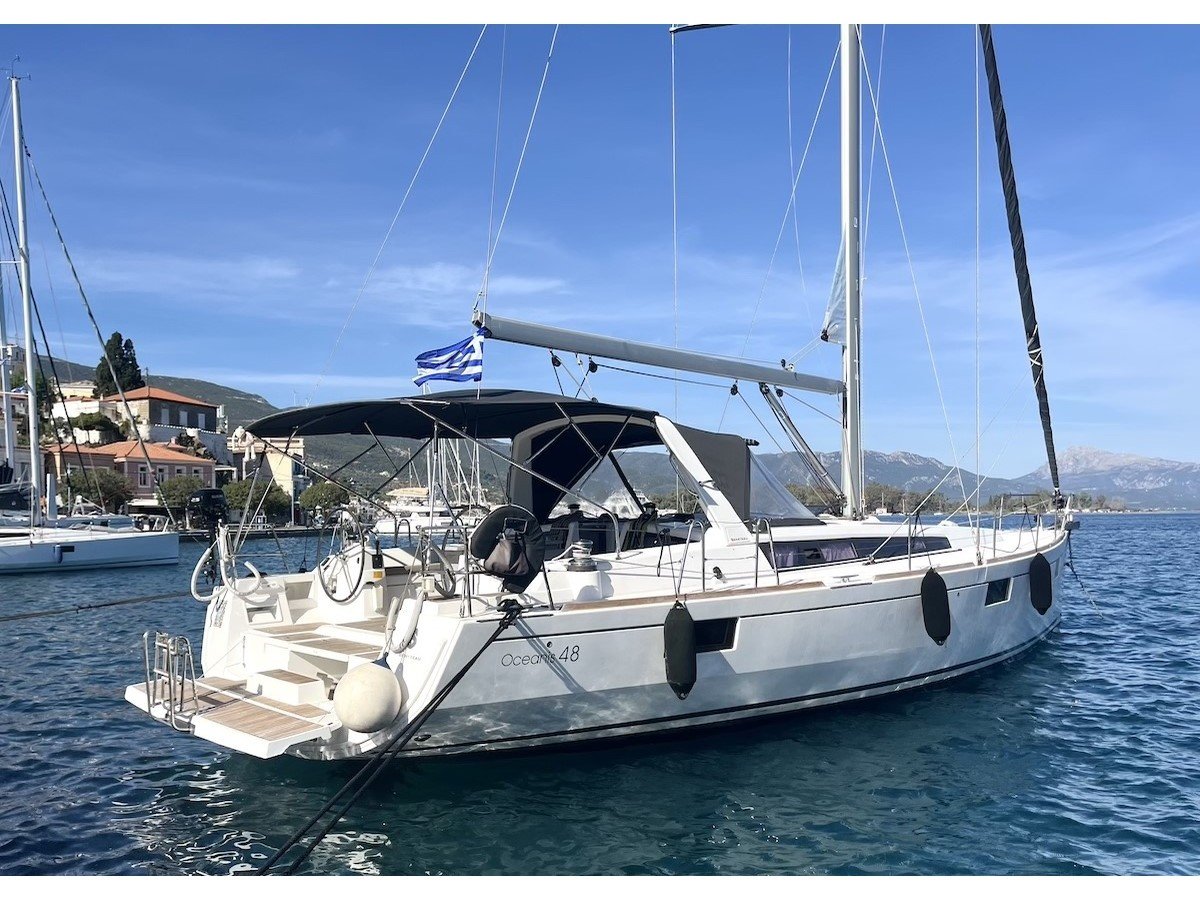 ALISA - Sailboat in Alimos