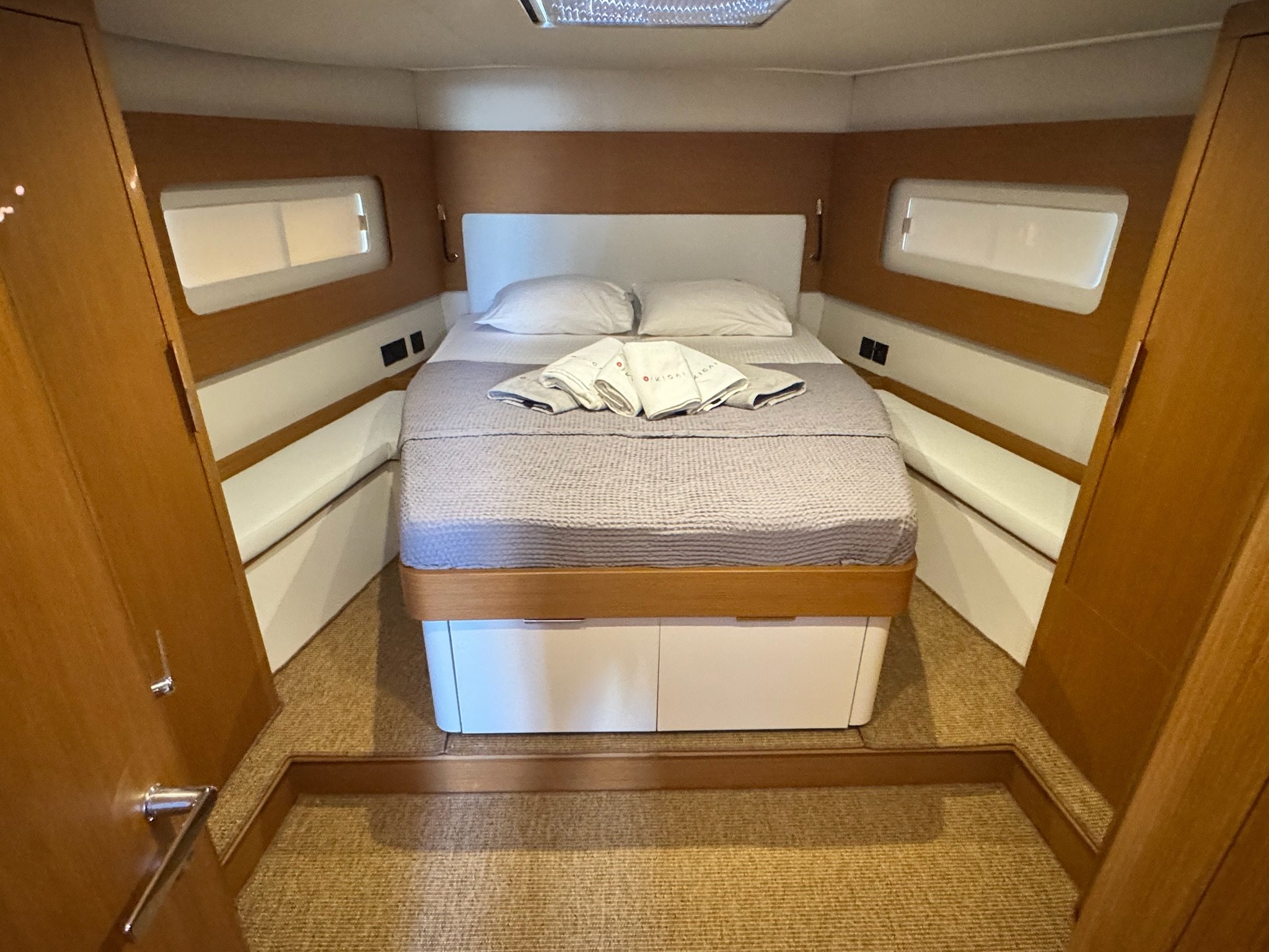 Ikigai - Yelkenli içinde Anatoliki Attiki