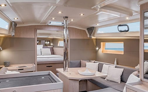 Blue Hop - Sailboat in Grimaud