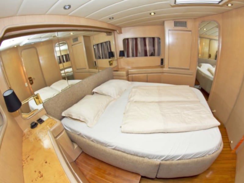 New Style - Motor Yacht in Primošten