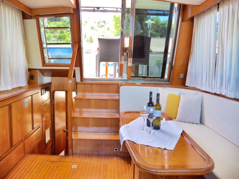 Grazia - Motor Yacht in Primošten