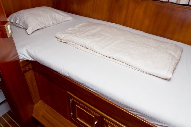 Holiday - Motor Yacht in Primošten