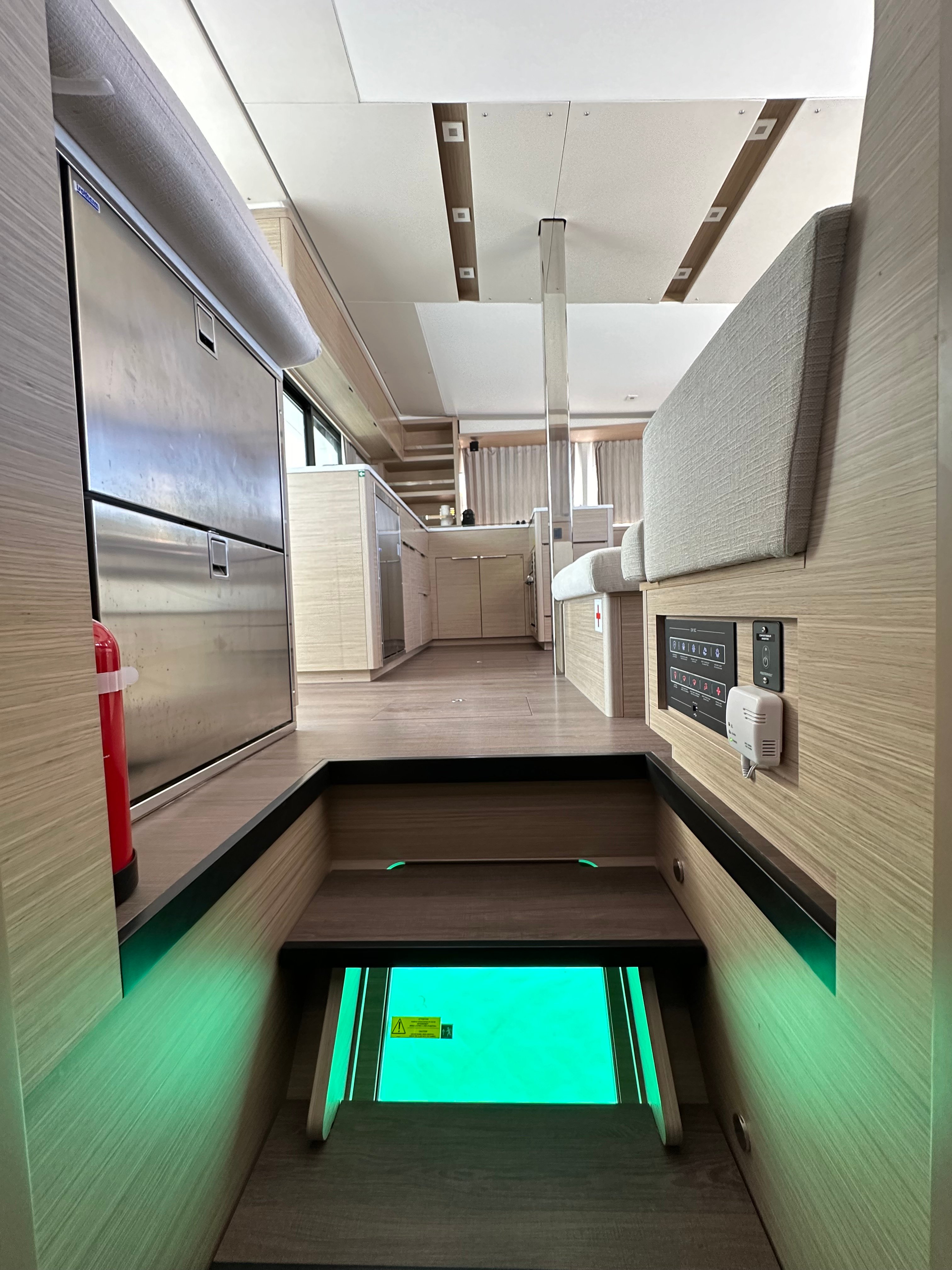 DESTINY POINT - Catamaran in Trogir