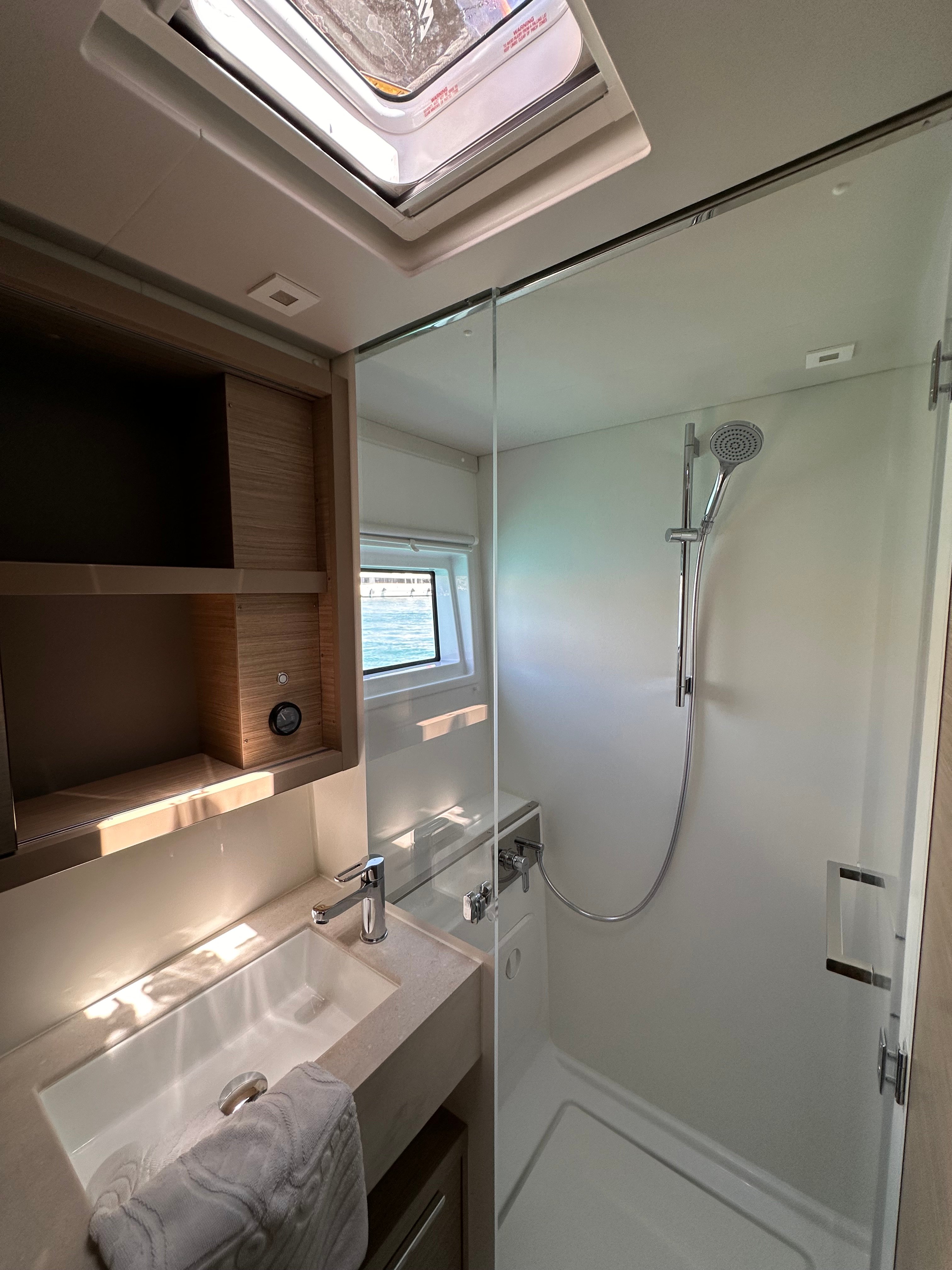 DESTINY POINT - Catamaran in Trogir