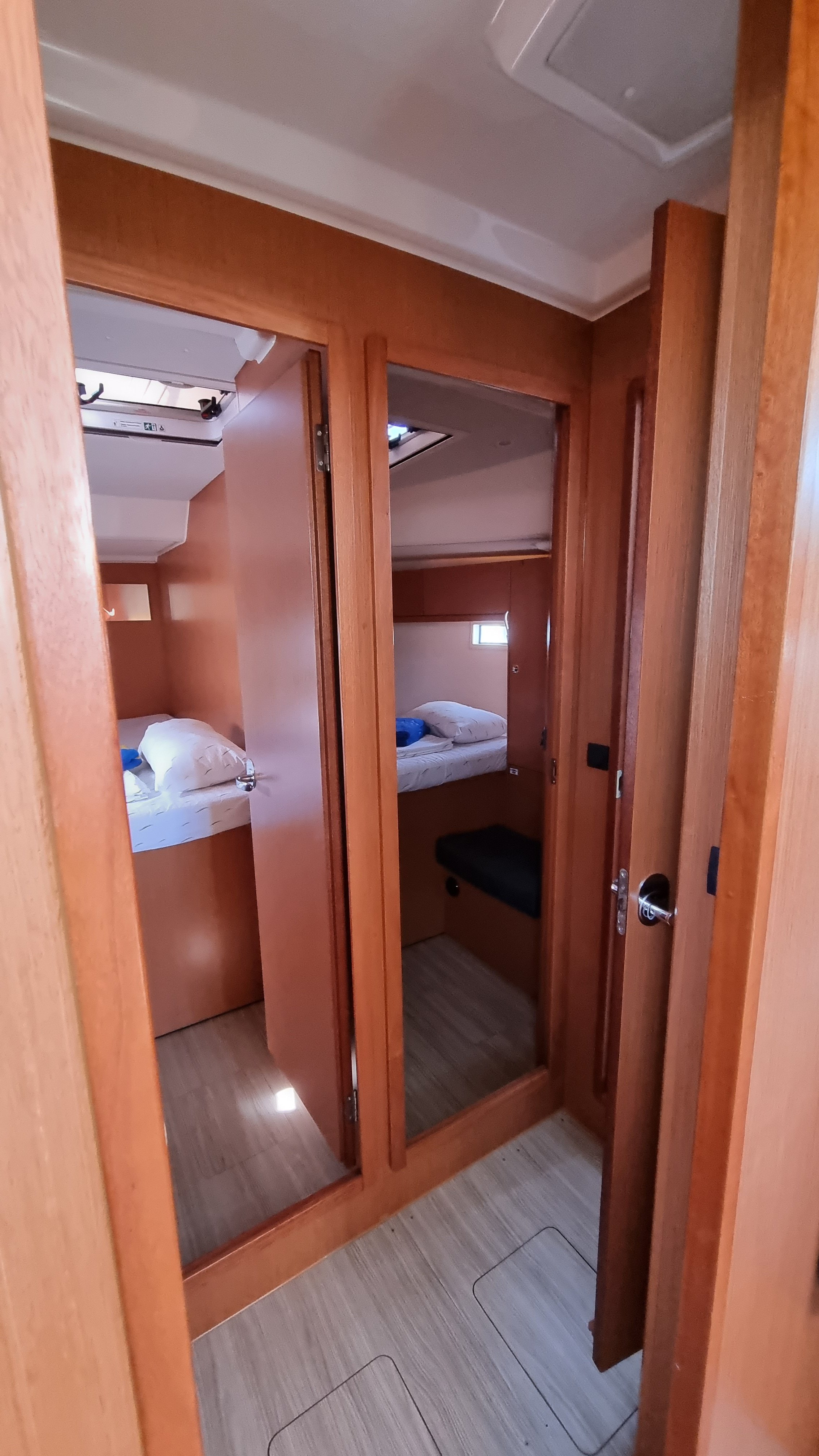 Spring Dolphin - Yelkenli içinde Trogir