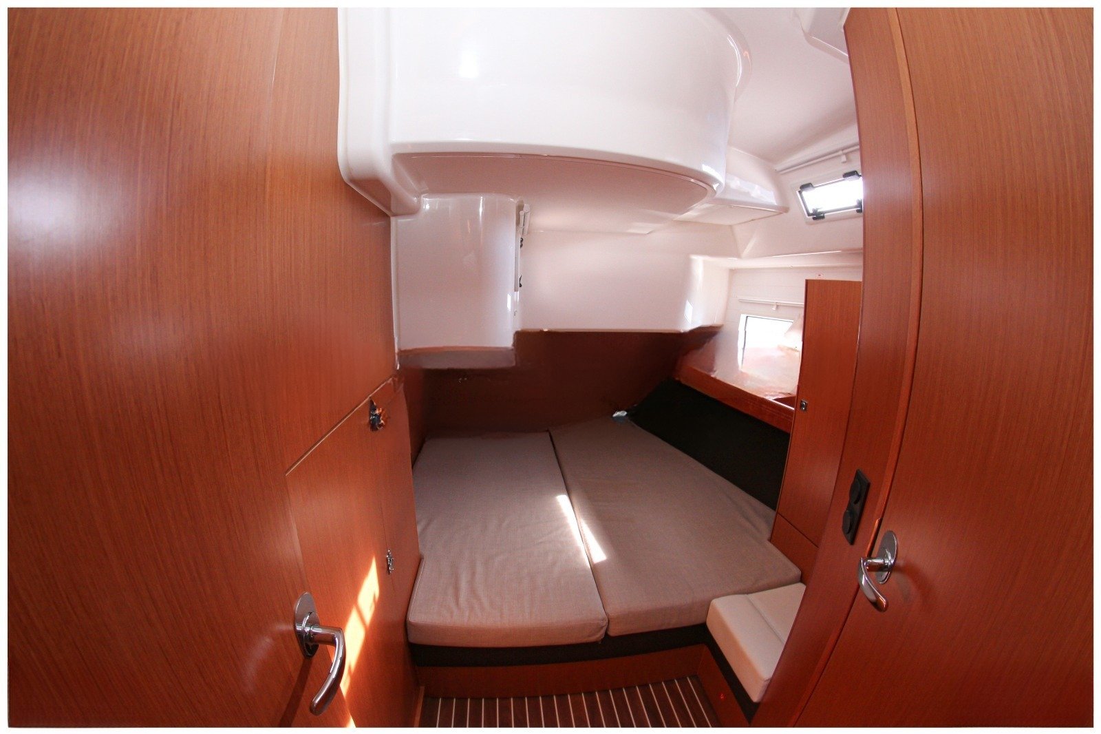 Pevero - Sailboat in Portisco