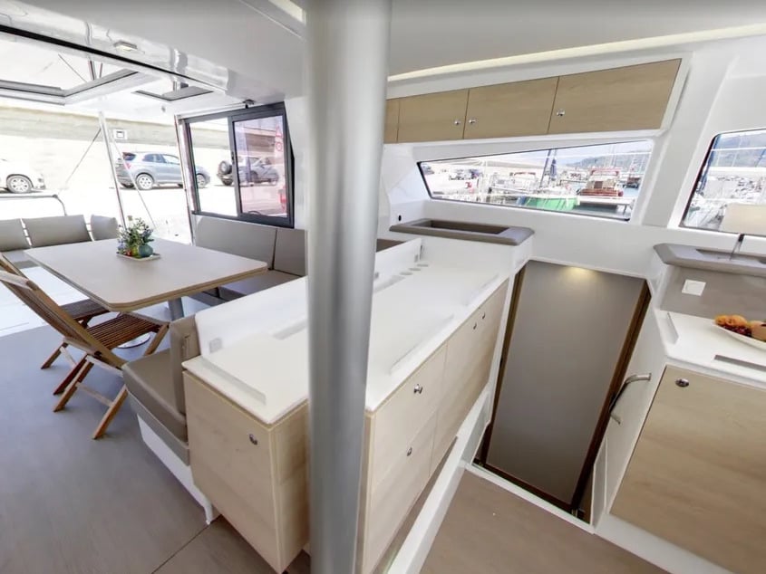 Siga Siga - Catamaran in Agropoli