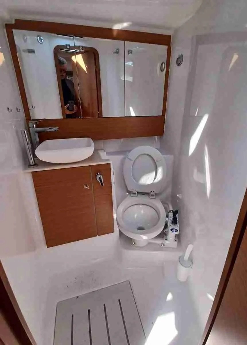 Sanluis Blues - Sailboat in Rodi Garganico