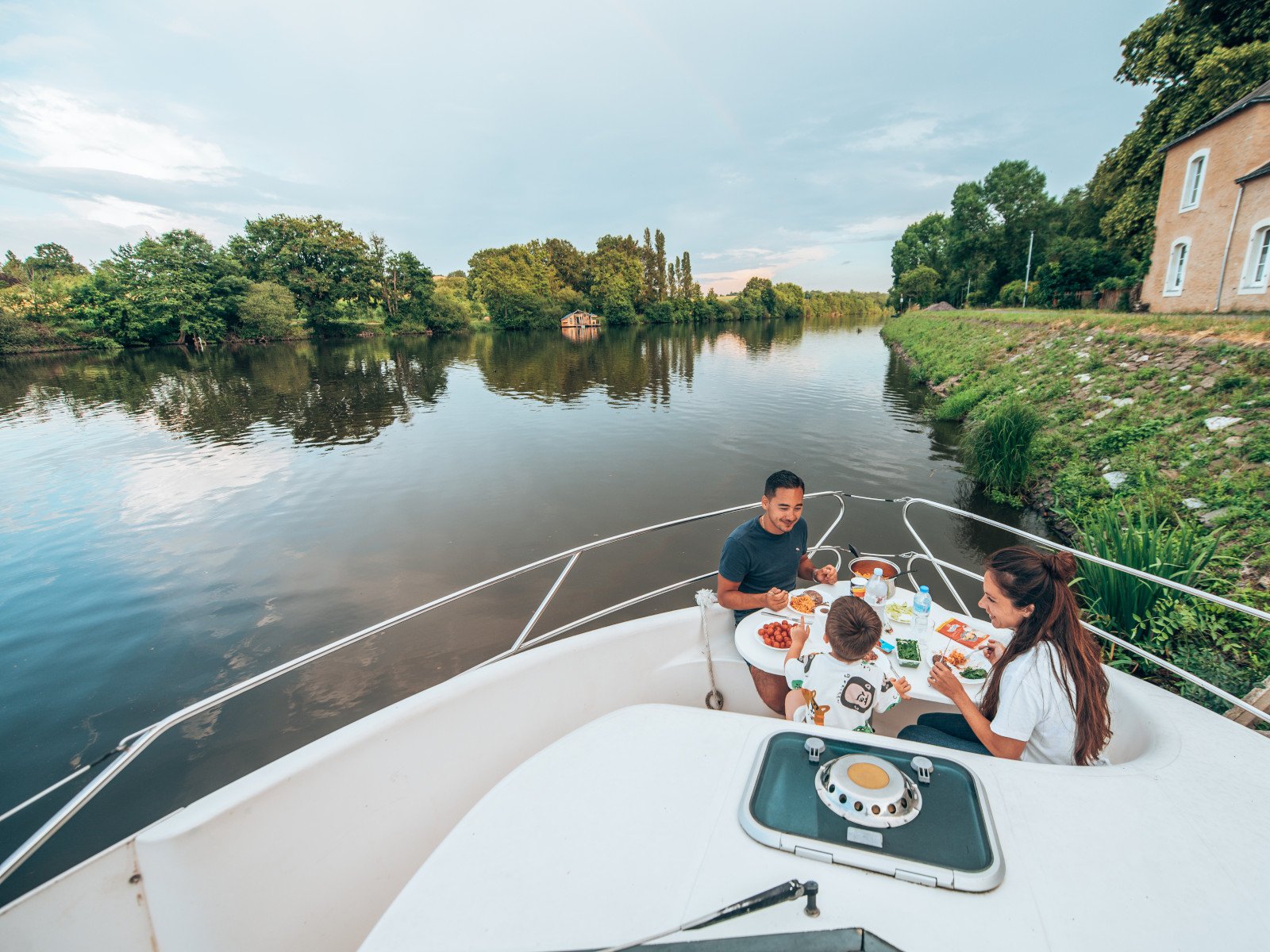 Allegro 2 - Motor Yacht in Grez-Neuville