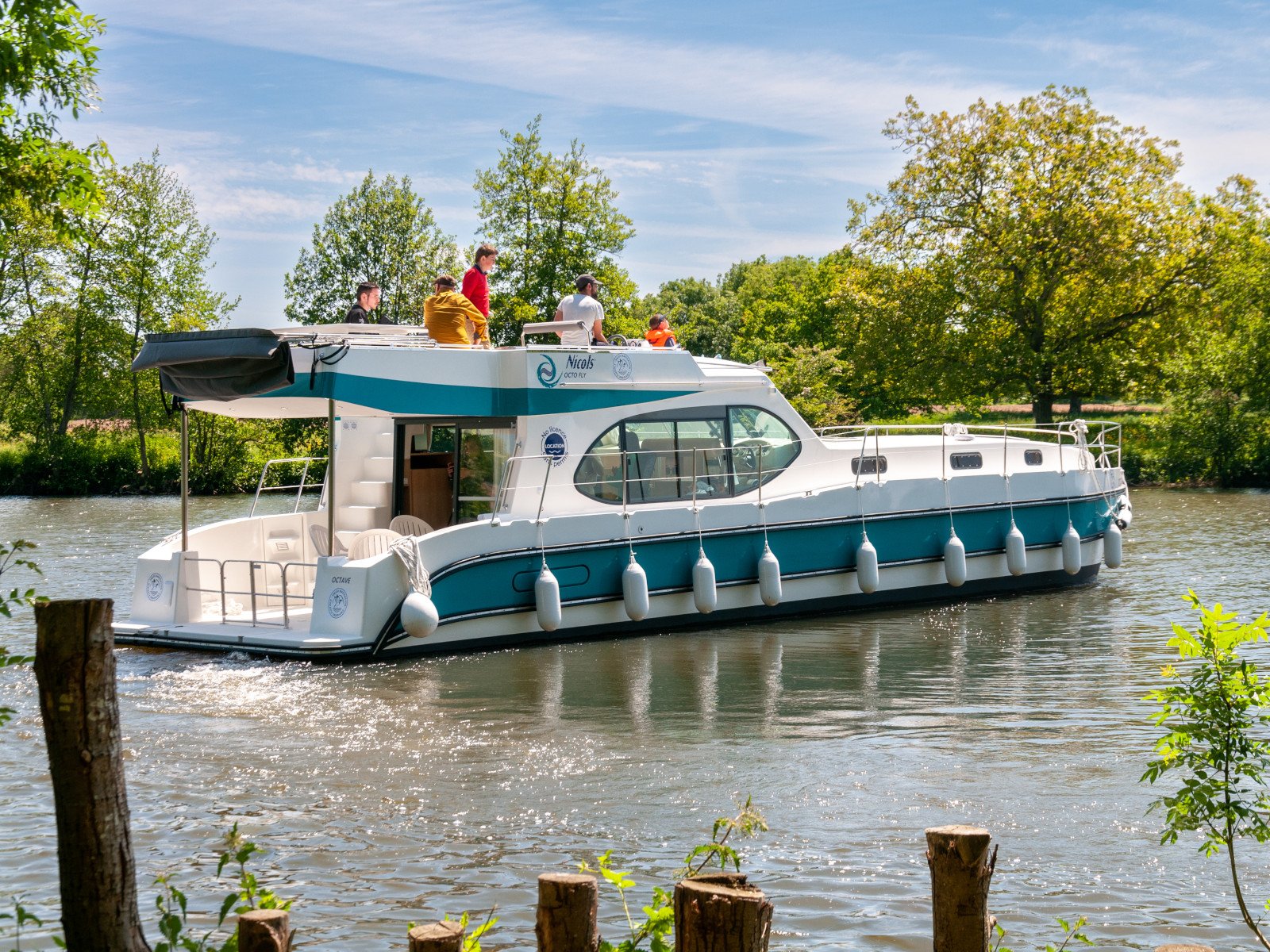 Premium - Motor Yacht in Sablé-sur-Sarthe
