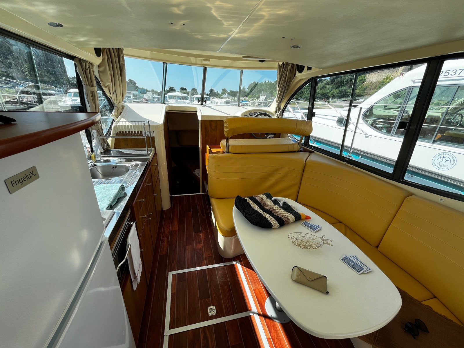 Tempo - Motor Yacht in Sablé-sur-Sarthe