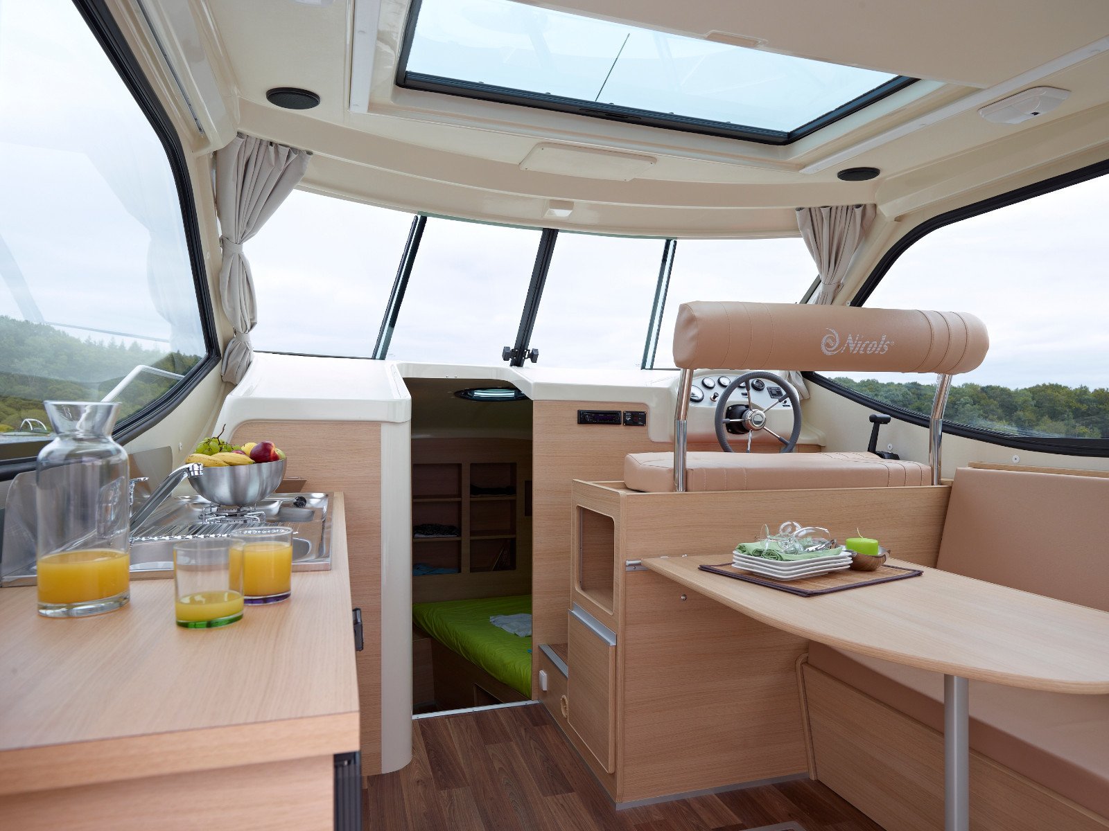 Cantate - Motor Yacht in Grez-Neuville