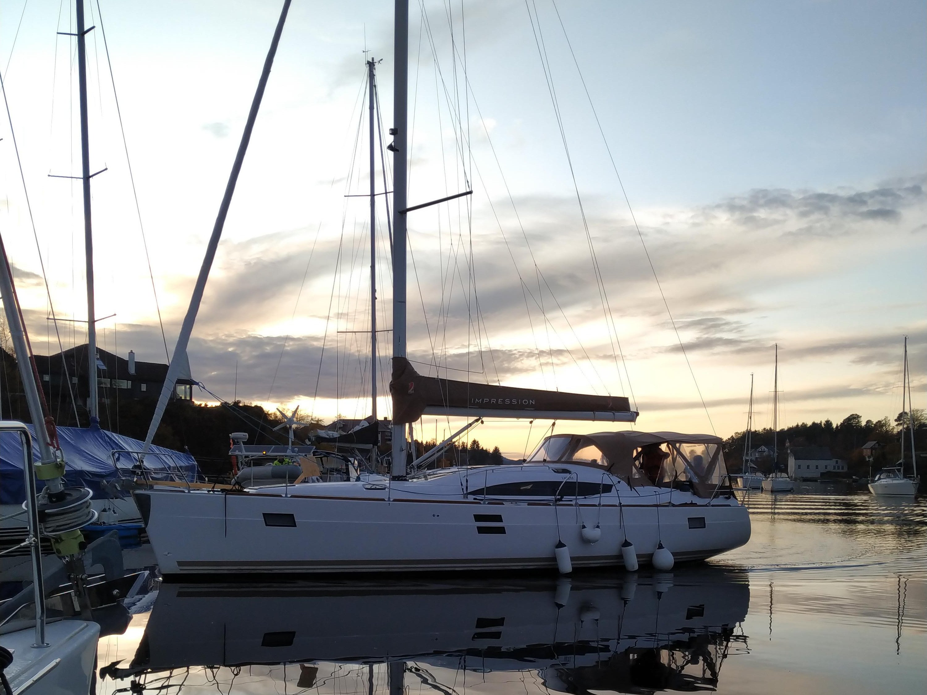 Perlen - Sailboat in Ytrebygda