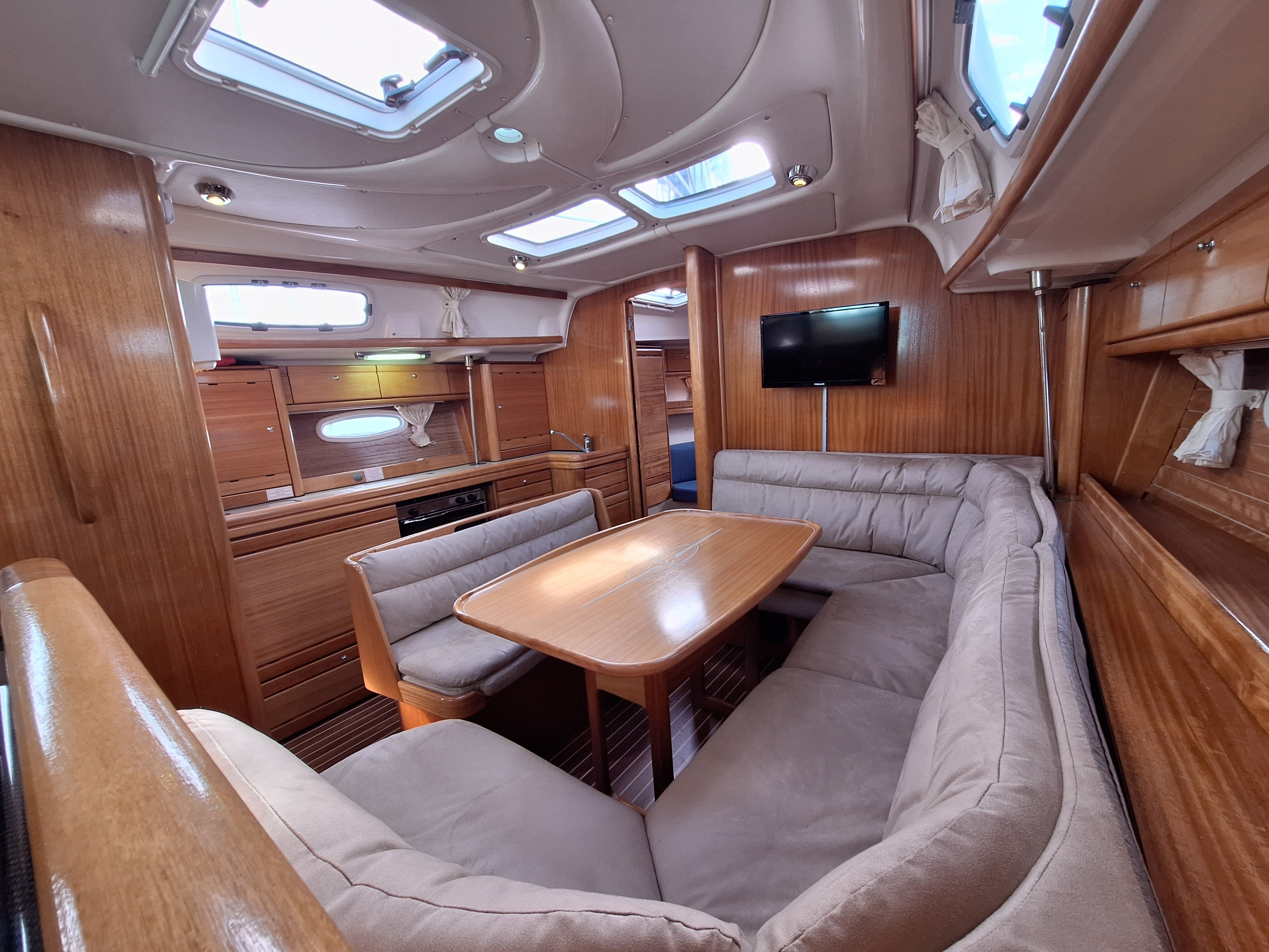 TY - Sailboat in Ytrebygda