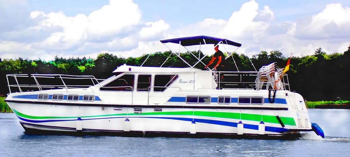 Schumann - Motor Yacht in Lübz