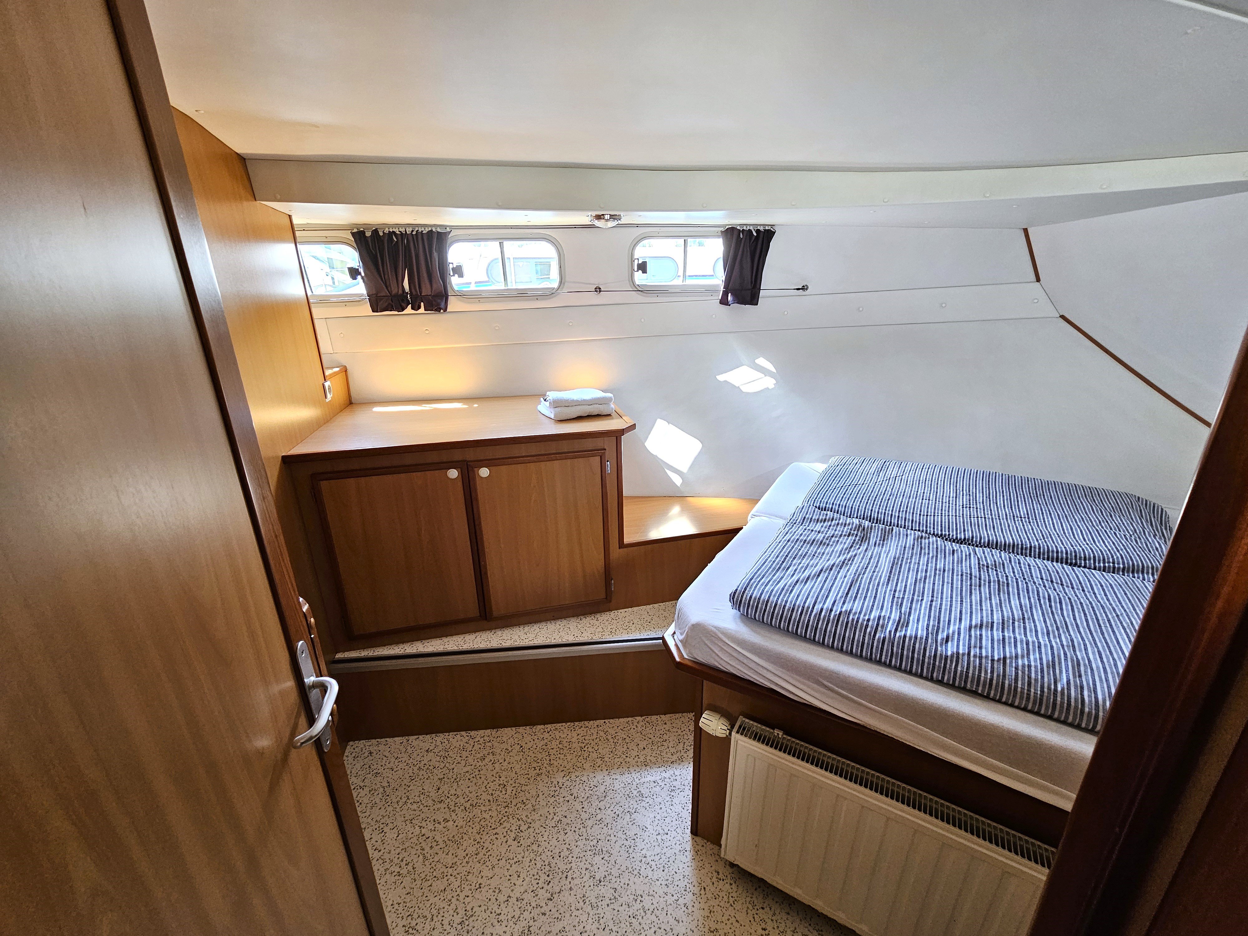 Persephone - Motor Yacht in Lübz