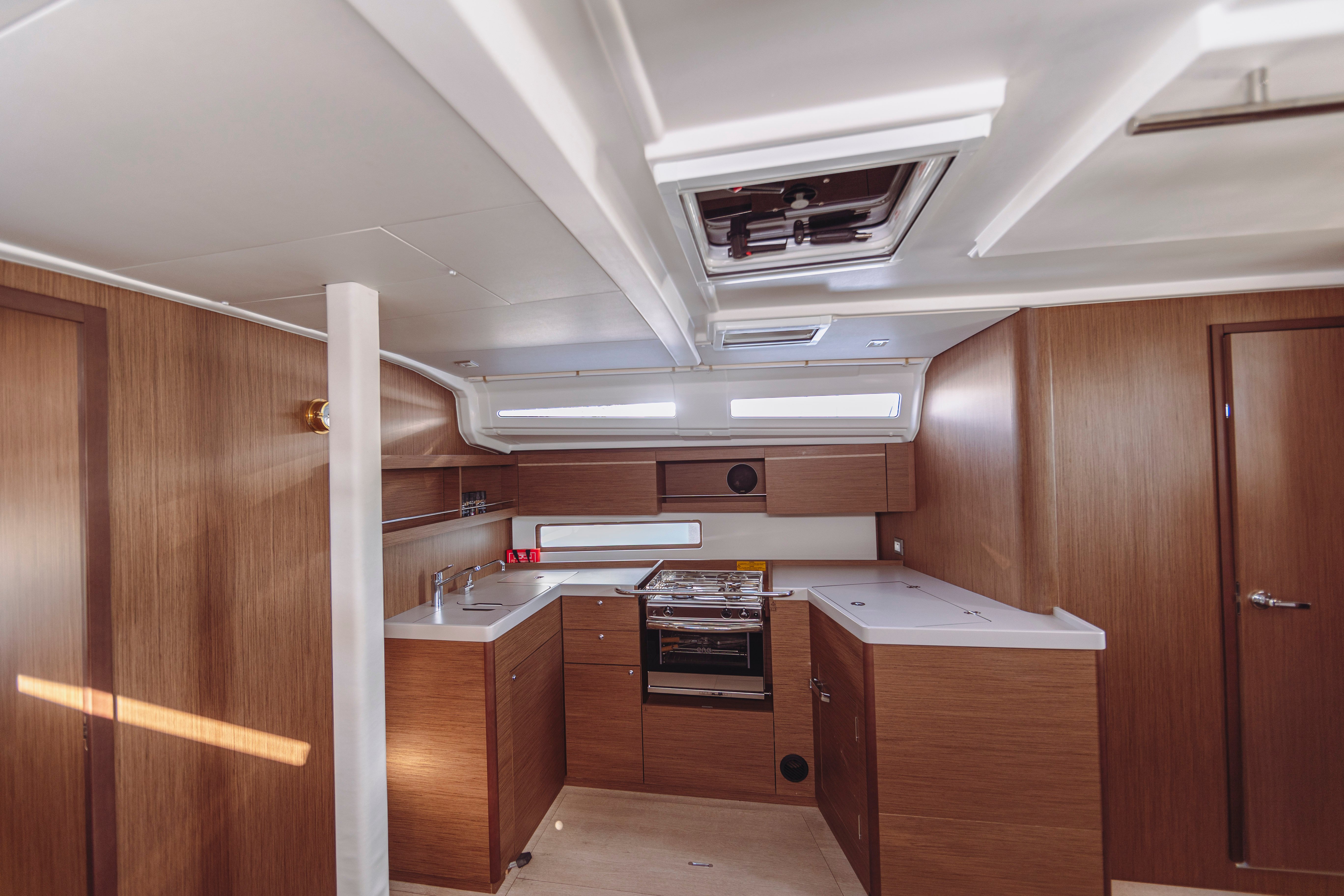 Miro 2022 ( Beneteau Oceanis 40.1 ft) - Yelkenli içinde Marmaris