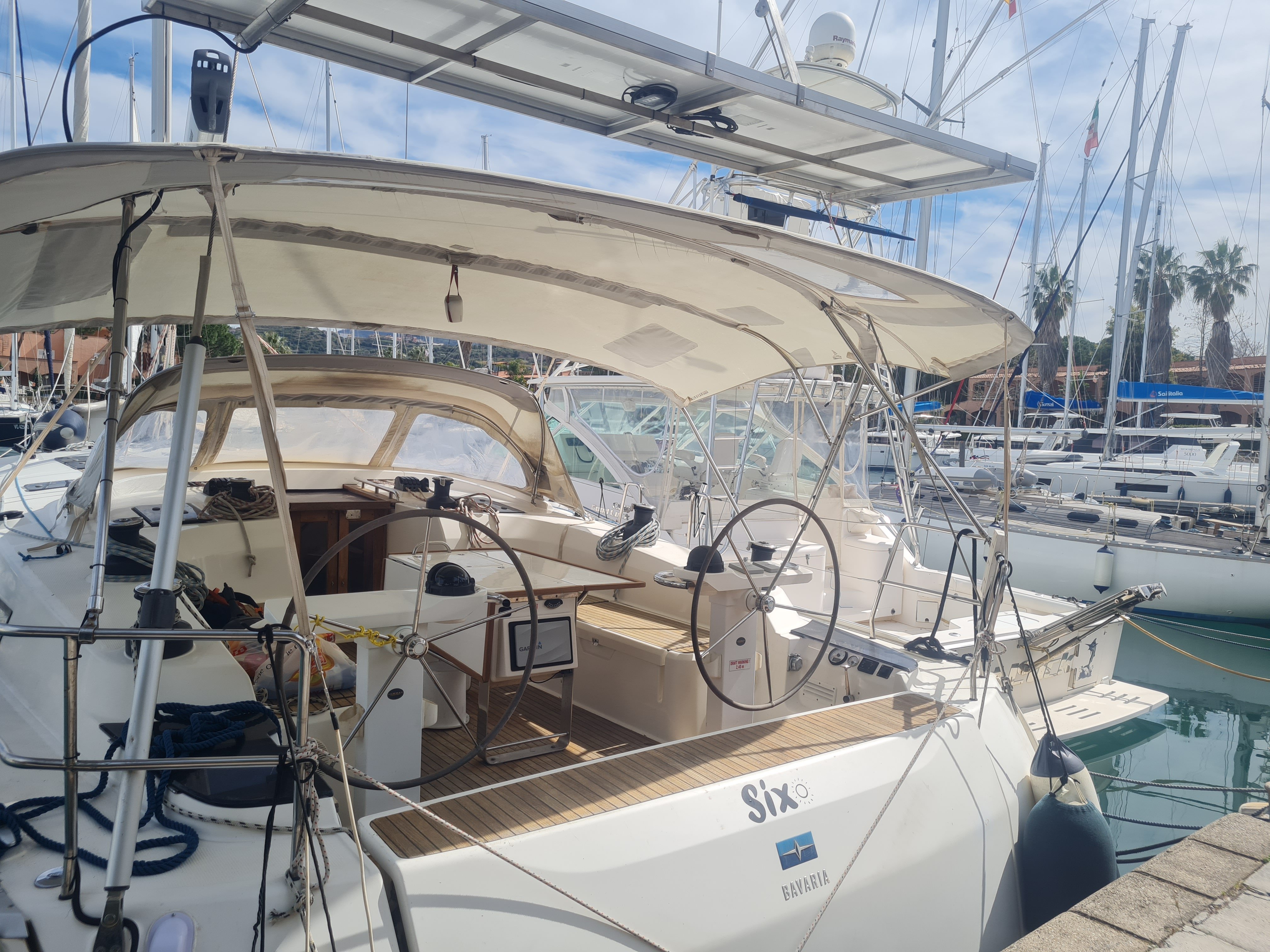 Six - Sailboat in Tonnarella