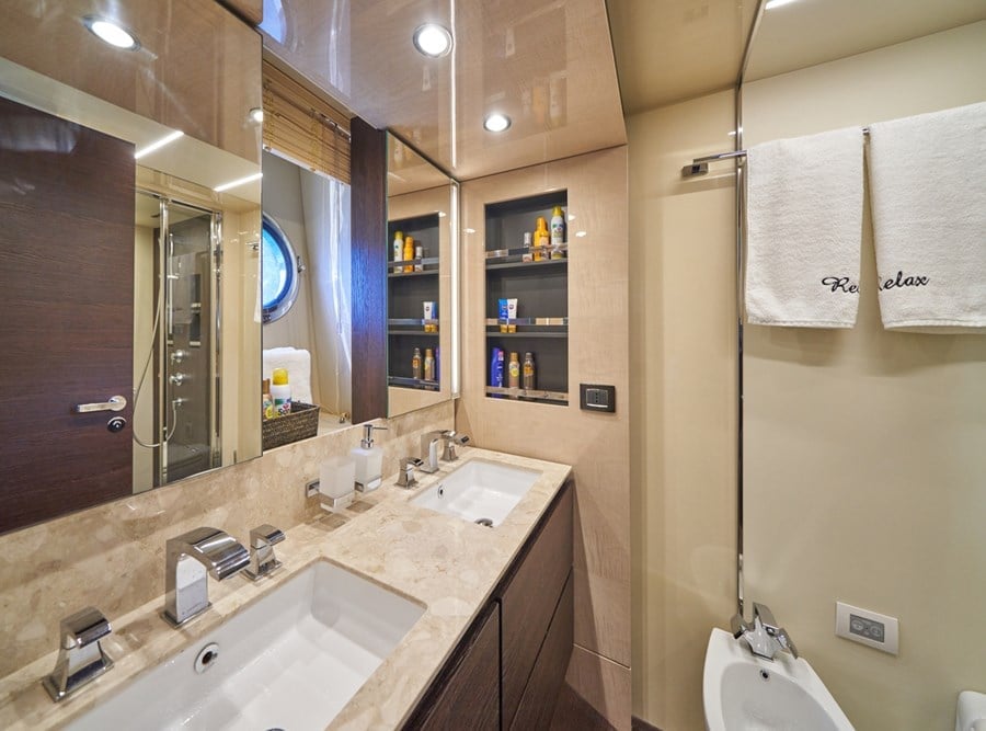 Relax of Croatia - Motor Yacht in Bibinje