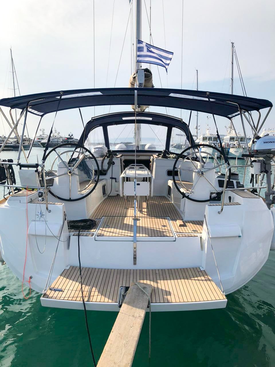 Misty - Sailboat in Palairos