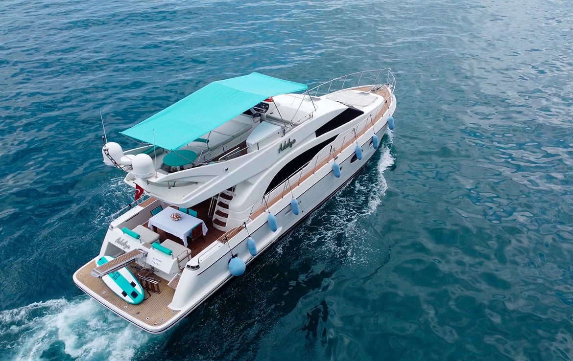 ADELYA - Motor Yacht in Liman