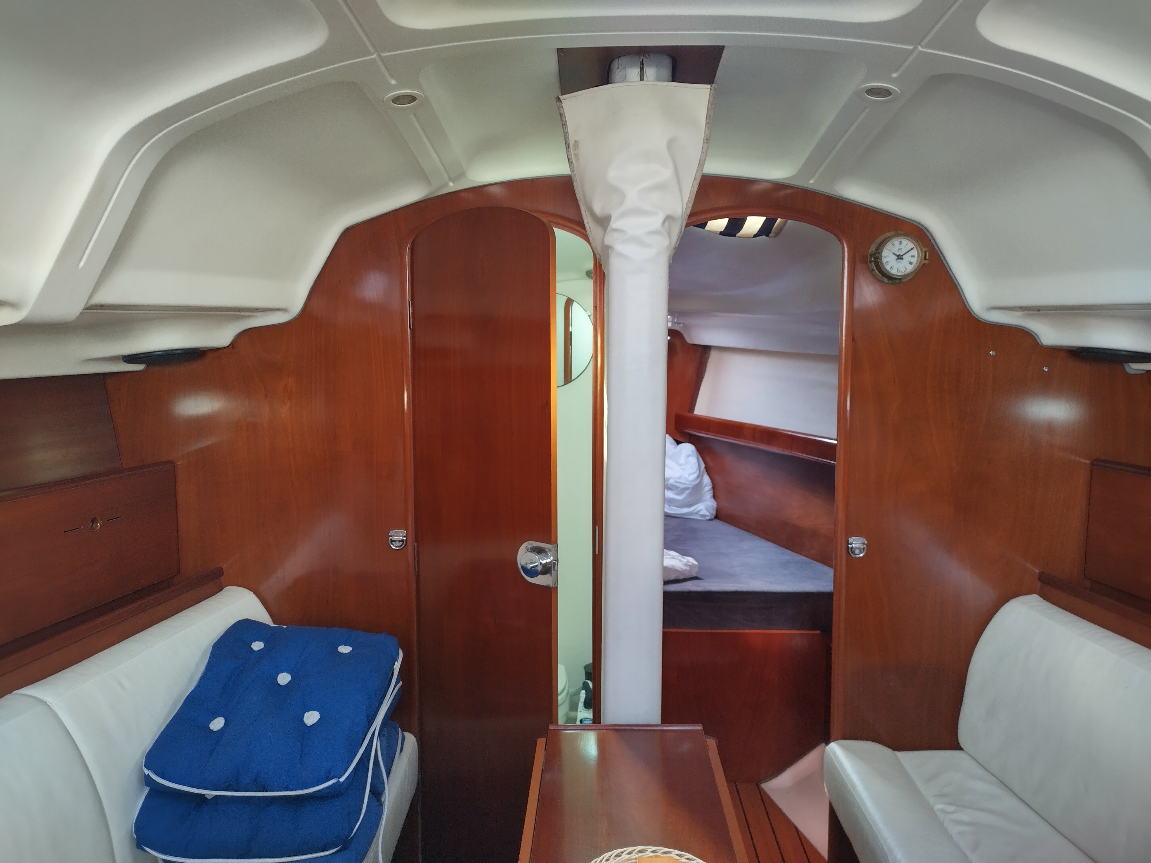 Grote Beer - Sailboat in Yerseke