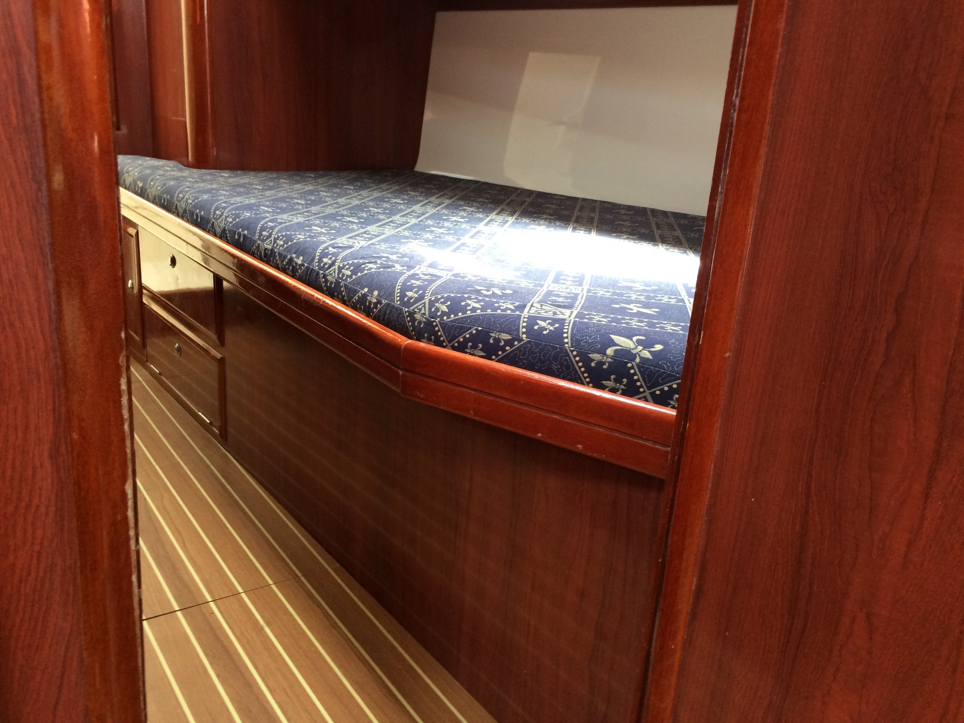 Hermes - Sailboat in Lavrio