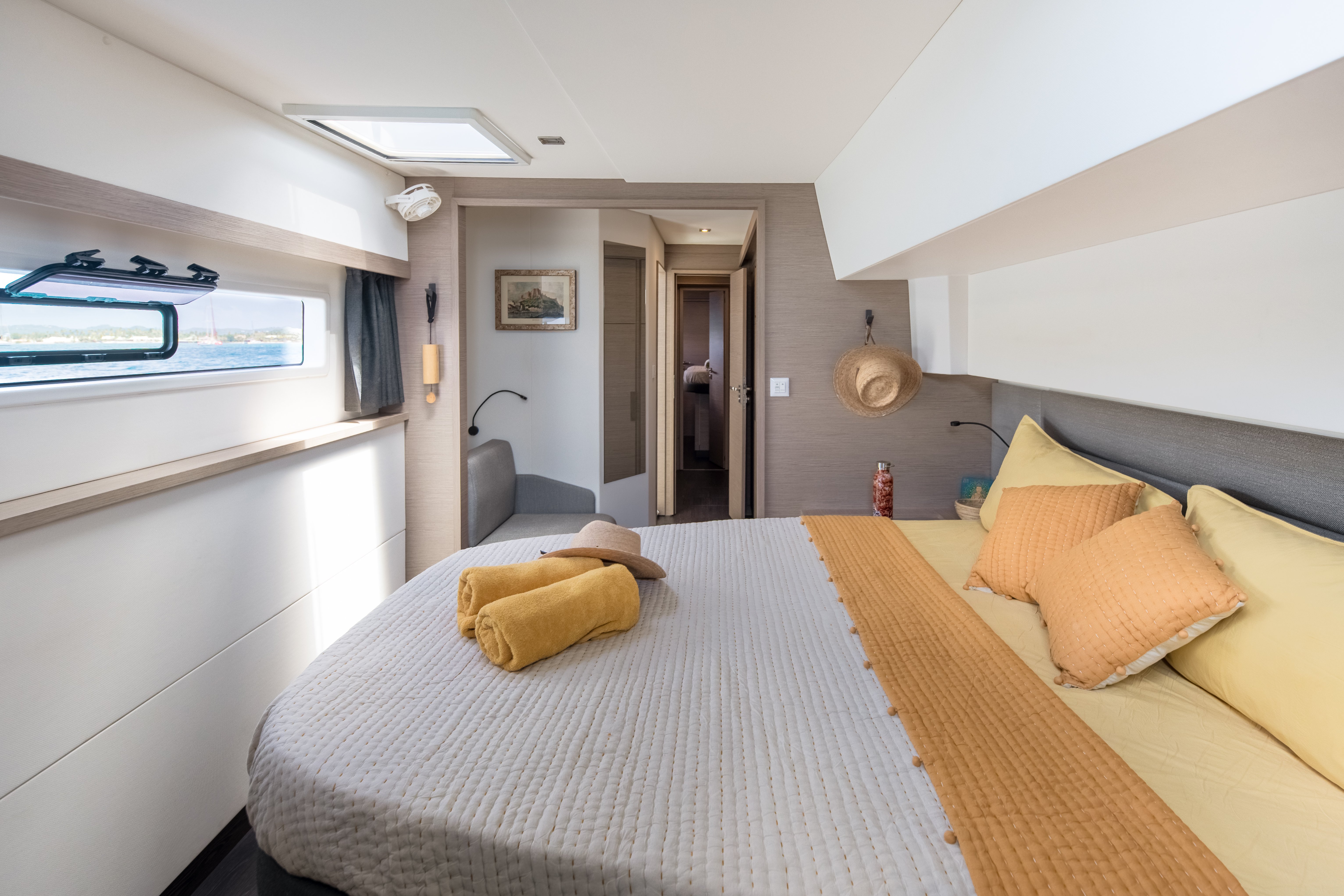 Beyond - Catamaran in Le Marin