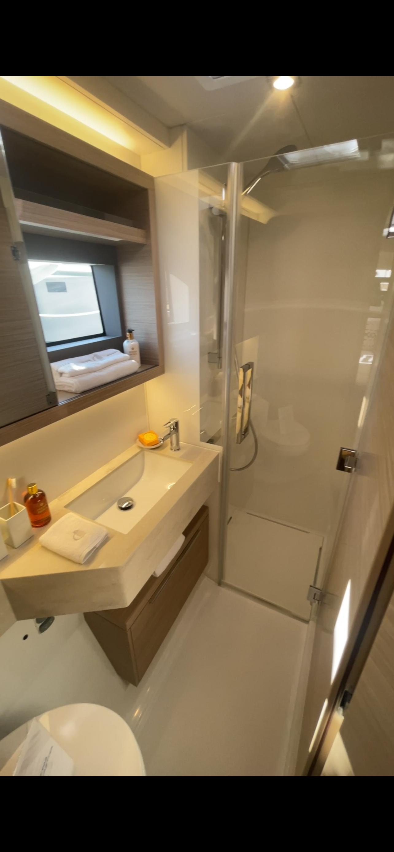 Lady G - Catamaran in Salerno