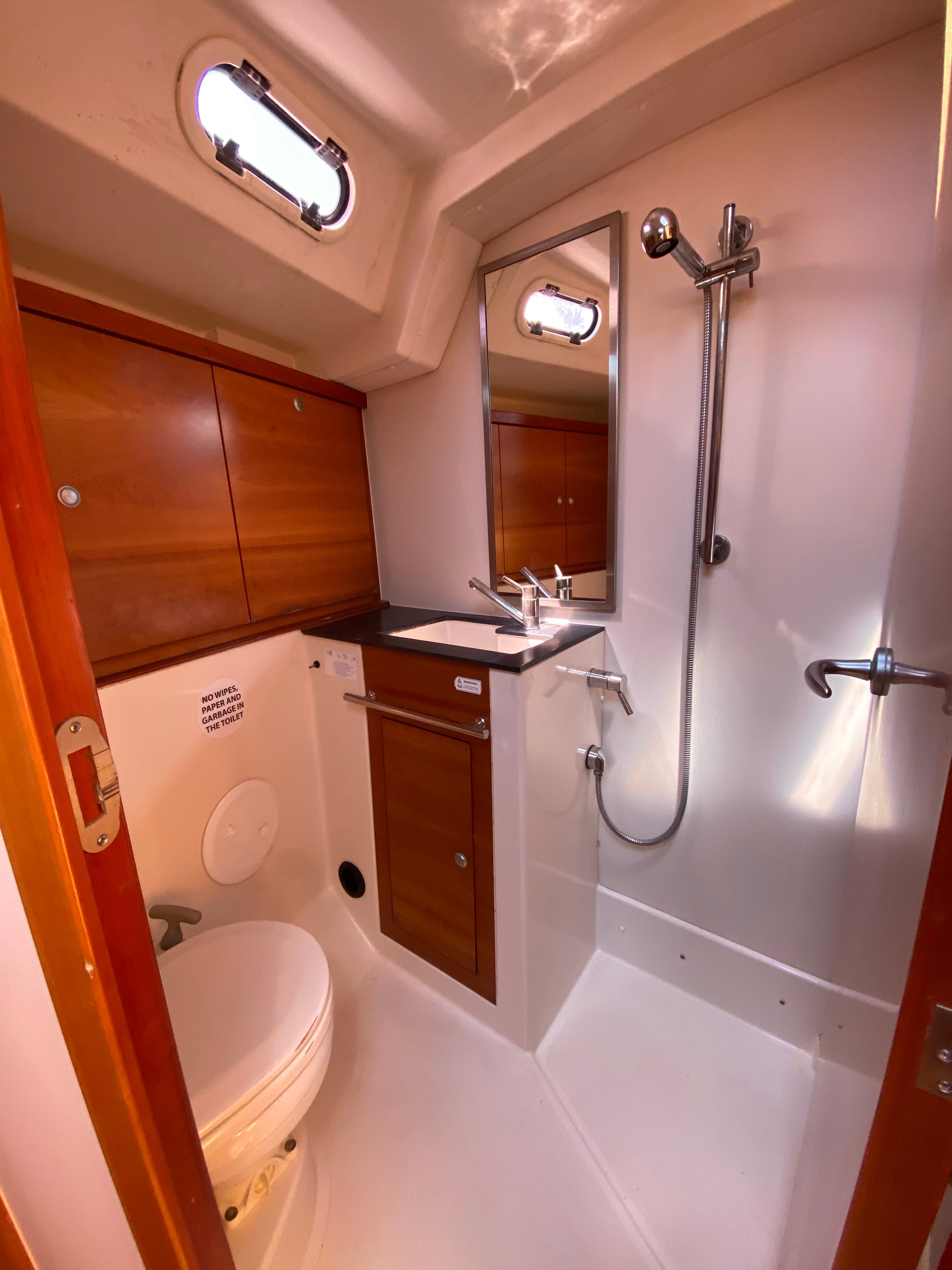 Performance Cruiser - Sailboat in Pula