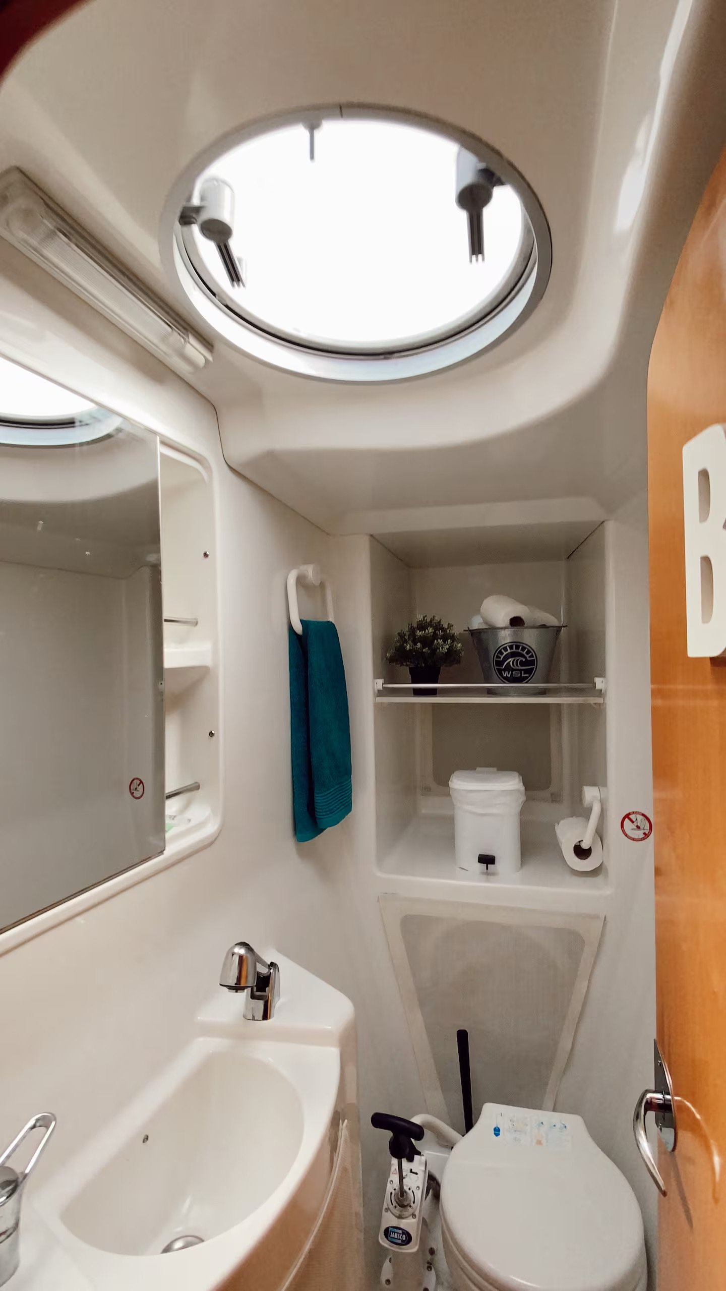 Xuxu - Catamaran in Lisboa