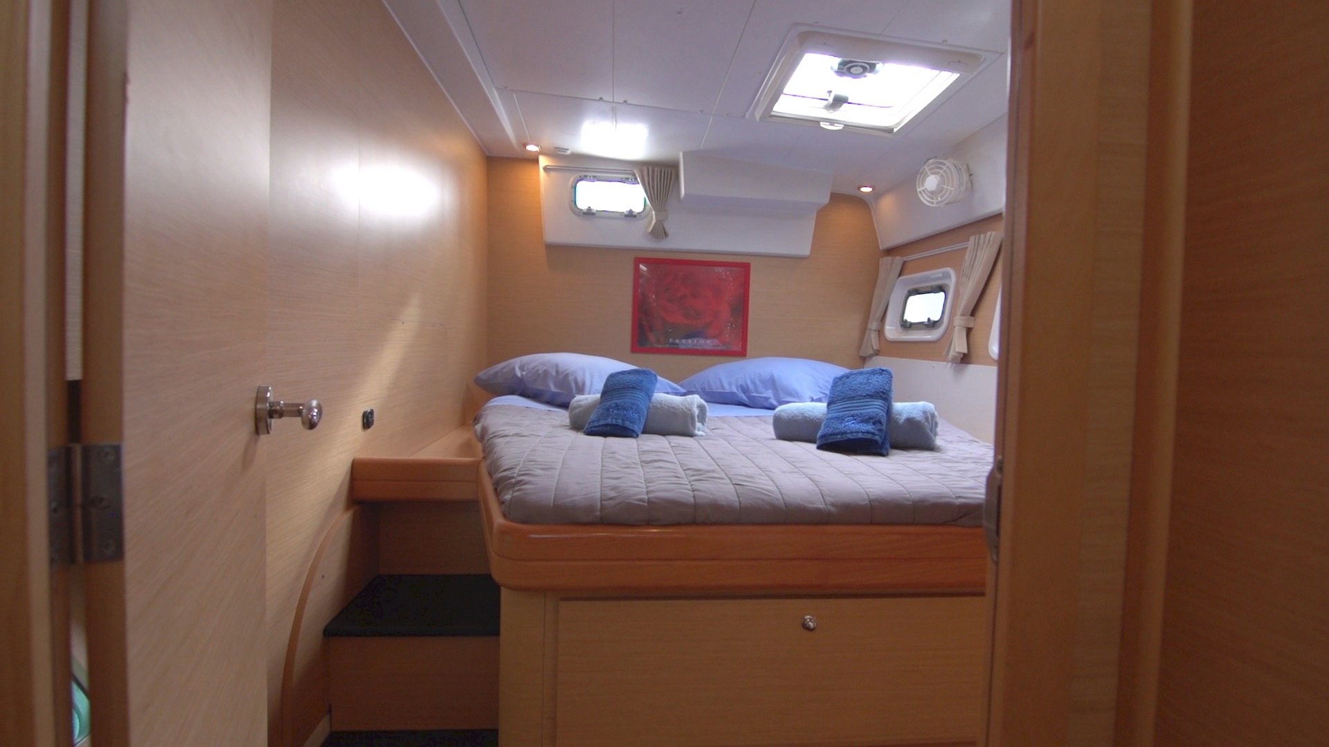 Fantasy - (A/C - Generator - Refit 2021) - Katamaran içinde Alimos