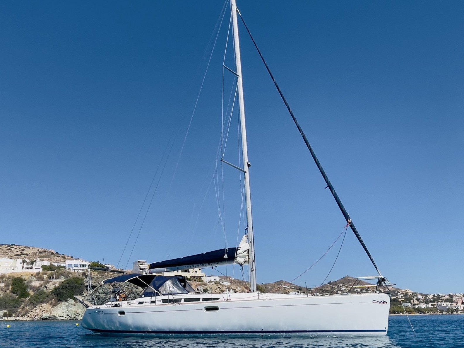 Azul - Sailboat in Paros