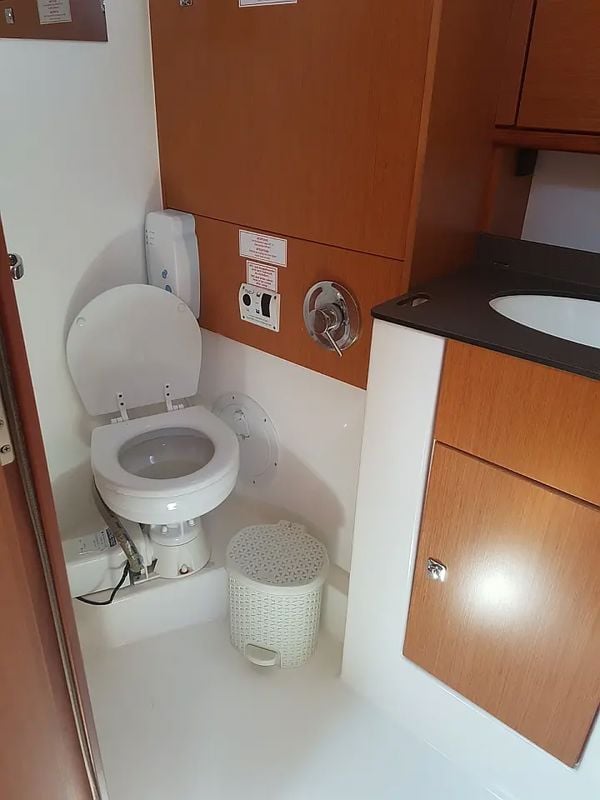 Viky - Sailboat in Kontokali