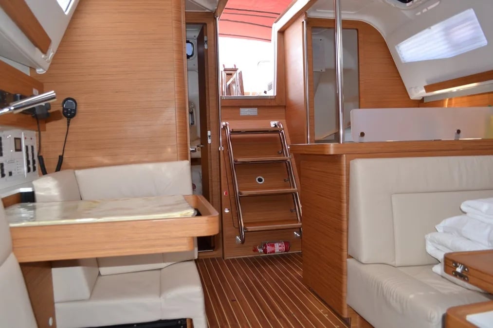 Google - Sailboat in Trogir