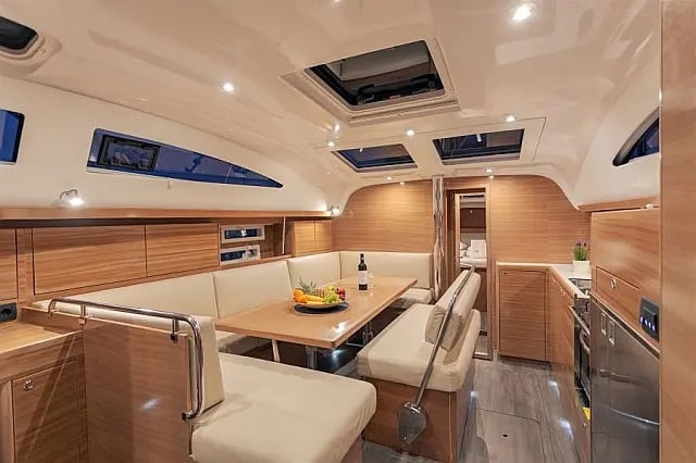 Bad Buoy - Sailboat in Seget Donji