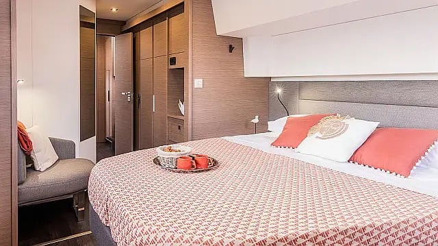 Odysseus - Catamaran in Seget Donji