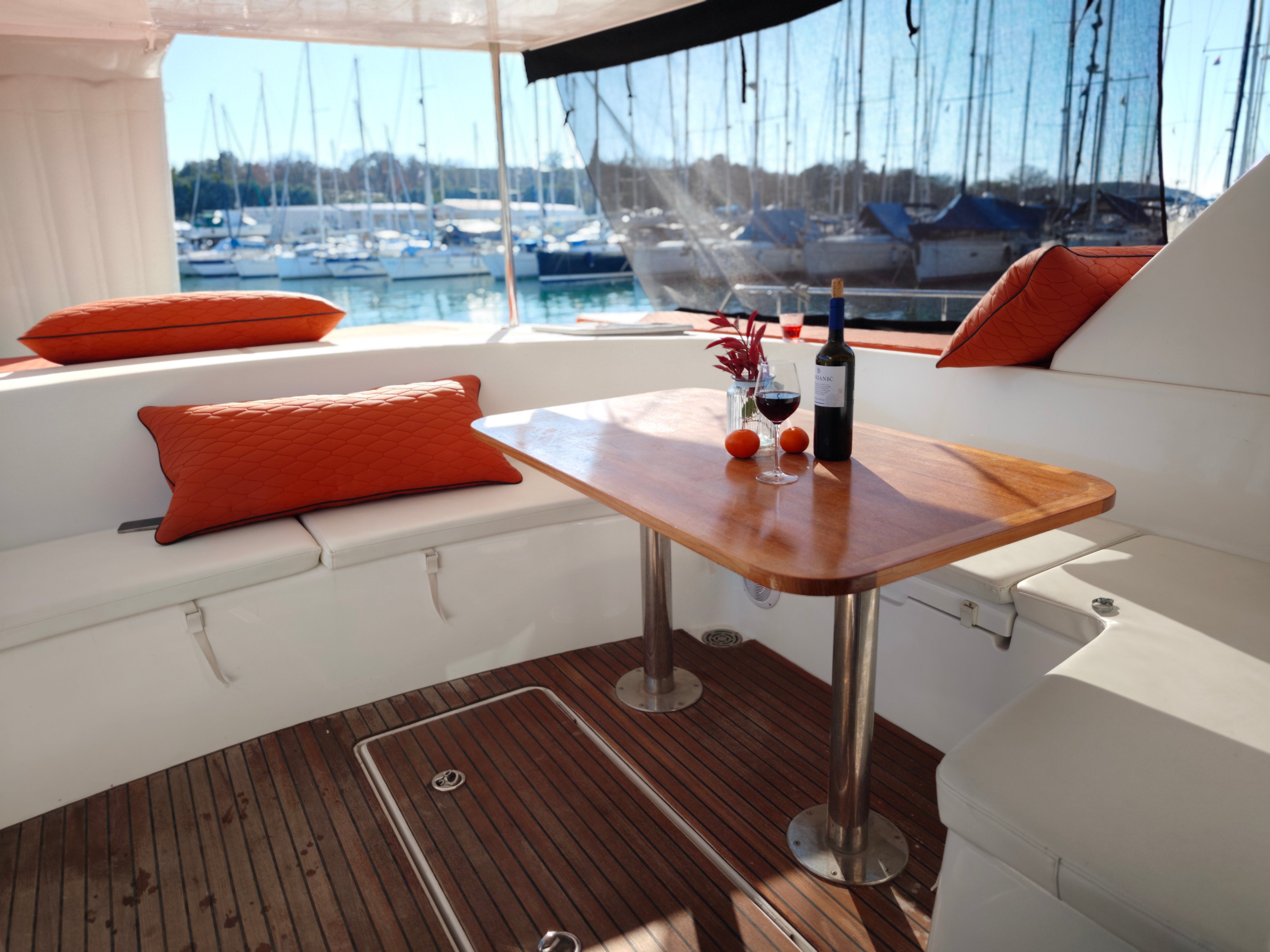 Monteki - Catamaran in Funtana