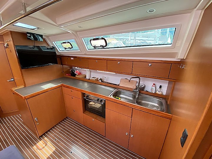 Altair - Sailboat in Kotor